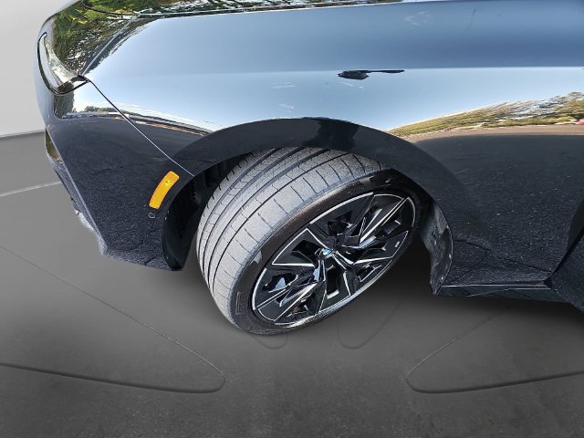 Used 2023 BMW 740i w/ Executive Package RWD image 36