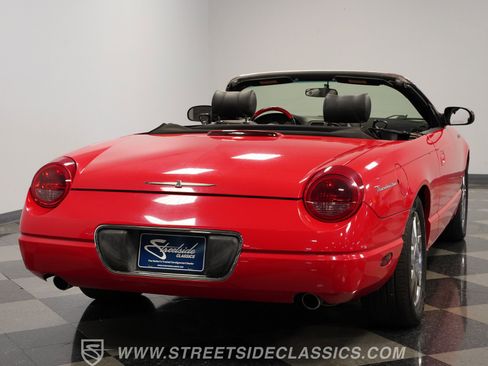 Used 2003 Ford Thunderbird image 11