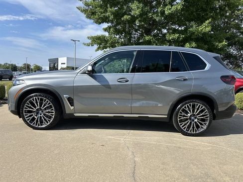 Certified 2024 BMW X5 xDrive40i w/ Executive Package AWD/4WD image 2