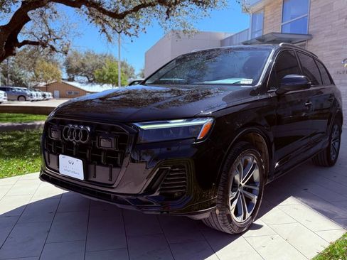 Used 2025 Audi Q7 2.0T Premium Plus AWD/4WD image 2