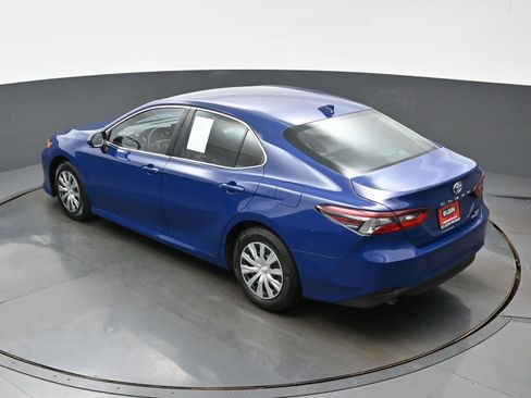 Used 2023 Toyota Camry LE FWD image 39