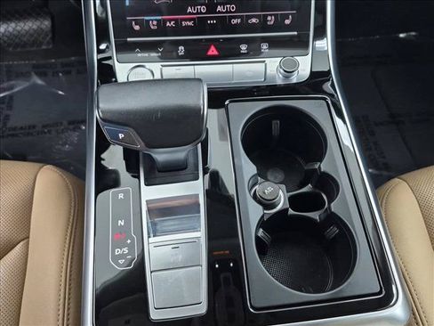 Used 2019 Audi Q8 Prestige w/ Year 1 Package AWD/4WD image 12