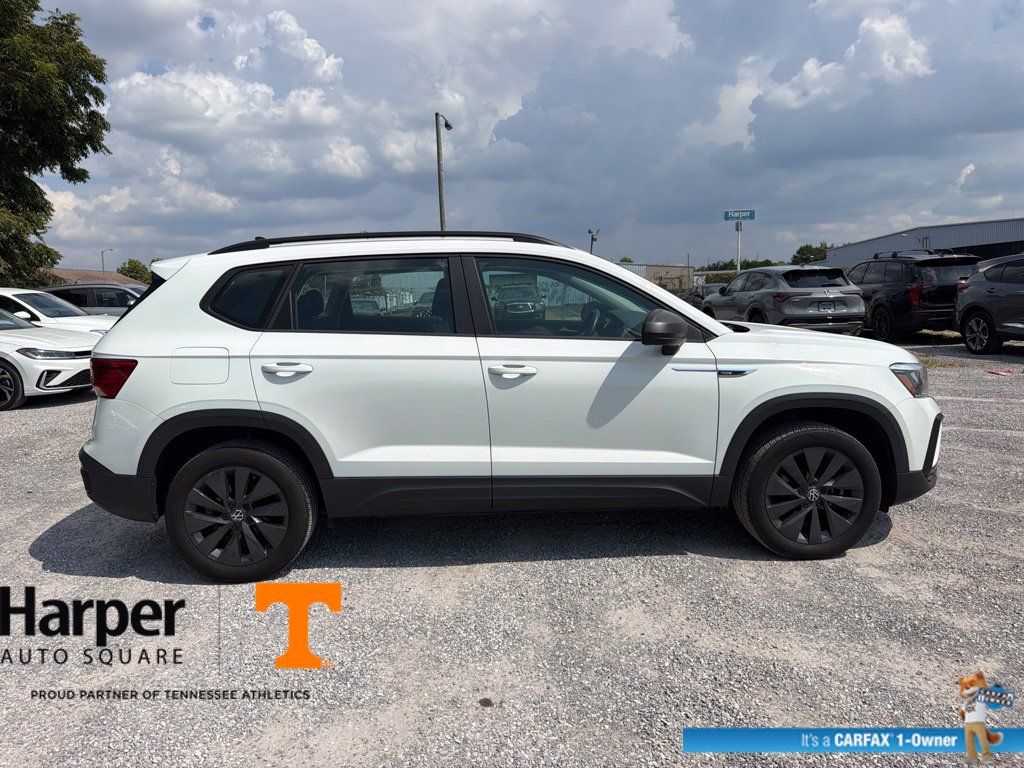 Used 2024 Volkswagen Taos S FWD image 6
