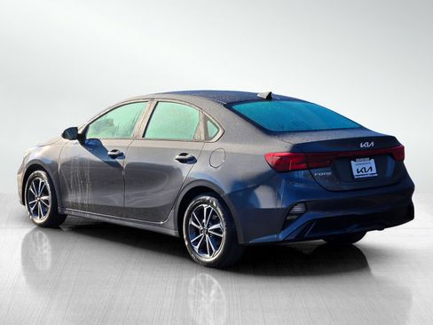 Certified 2023 Kia Forte LXS image 6