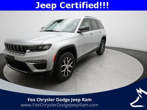 Used 2023 Jeep Grand Cherokee Limited image 1