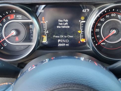 Used 2022 Jeep Wrangler Unlimited Rubicon w/ Xtreme Recon 35" Tire Package image 16