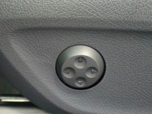 New 2026 Mercedes-Benz GLE 450 4MATIC image 38