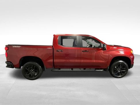 Used 2025 Chevrolet Silverado 1500 LT Trail Boss w/ Convenience Package II AWD/4WD image 11