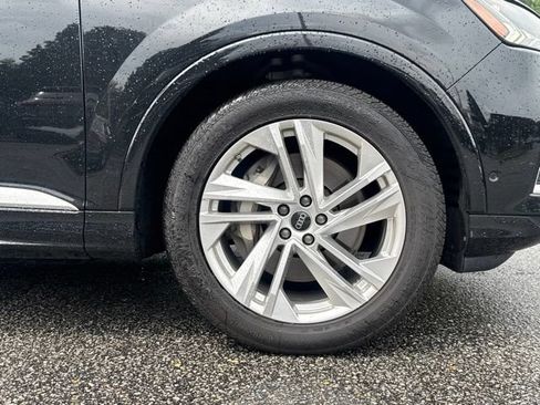 Used 2023 Audi Q7 3.0T Prestige AWD/4WD image 12