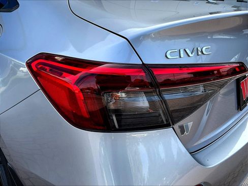 Used 2024 Honda Civic Sport image 22