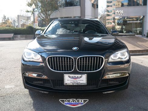 Used 2014 BMW 750Li xDrive image 2