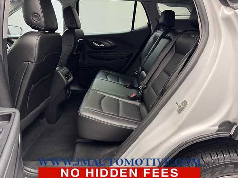 Used 2024 GMC Terrain SLT AWD/4WD image 14