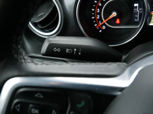 Used 2021 Jeep Wrangler Unlimited Sahara image 21