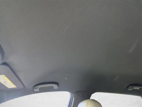 Used 2018 Cadillac XT5 FWD w/ LPO, Wheel Lock Package image 12