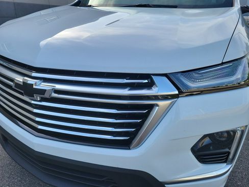 Used 2023 Chevrolet Traverse Premier FWD image 30