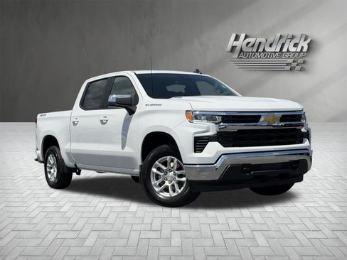 Used 2026 Chevrolet Silverado 1500 LT w/ Protection Package AWD/4WD image 2