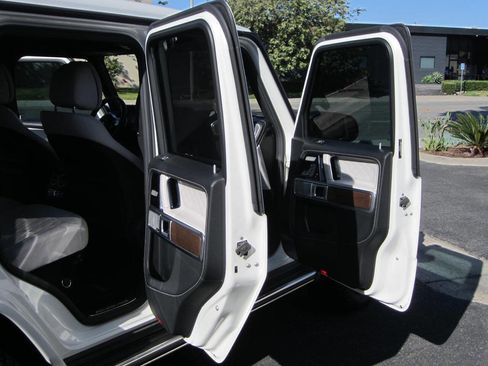 Used 2021 Mercedes-Benz G 63 AMG 4MATIC image 19