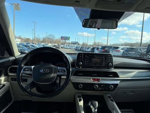 Used 2020 Kia Telluride S w/ S 8 Passenger Seating Package image 22