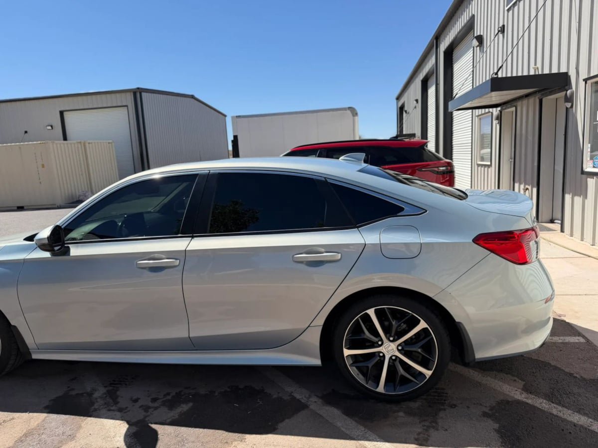 Used 2022 Honda Civic Touring image 4