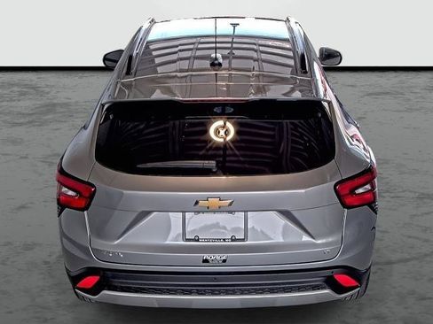 New 2026 Chevrolet Trax LT w/ Driver Confidence Package FWD image 3