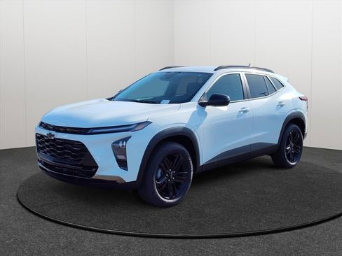 New 2026 Chevrolet Trax ACTIV w/ Driver Confidence Package image 3