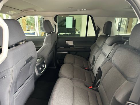 Certified 2025 Ford Expedition Active RWD image 20