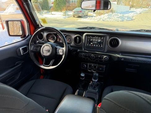 Used 2019 Jeep Wrangler Unlimited Sport S image 8
