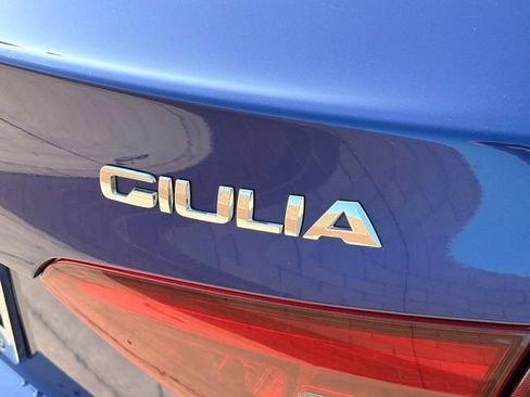 Used 2022 Alfa Romeo Giulia Sprint RWD image 8