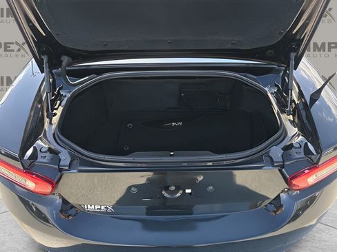 Used 2017 FIAT 124 Spider Abarth image 25