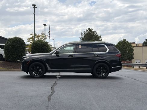 Used 2024 BMW X7 xDrive40i w/ Premium Package AWD/4WD image 15