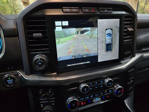 Used 2023 Ford F150 Lariat w/ Trailer Tow Package image 45