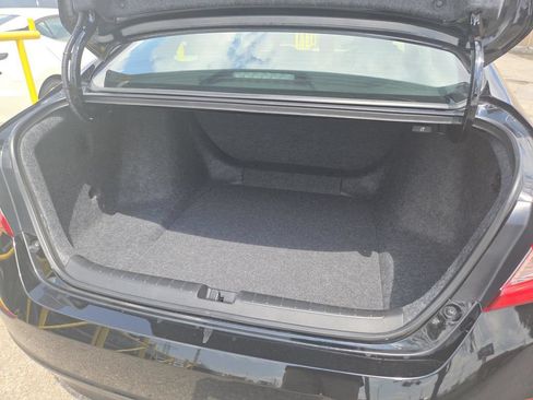 Used 2022 Honda Accord LX image 16