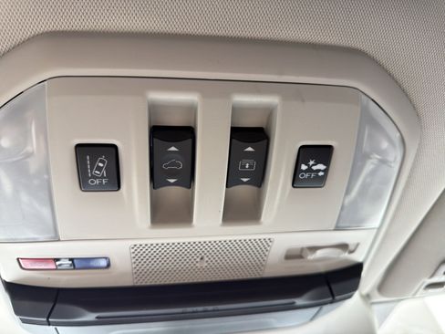 Used 2021 Subaru Ascent Limited w/ Technology Package AWD/4WD image 36