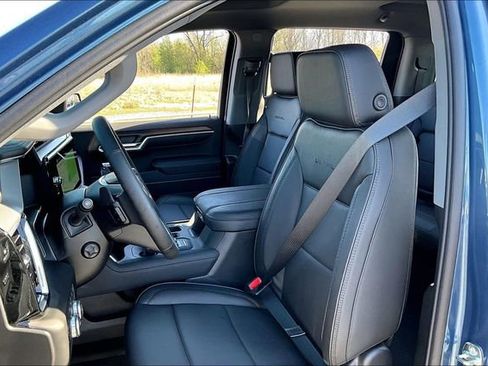 New 2026 GMC Sierra 1500 Denali image 9