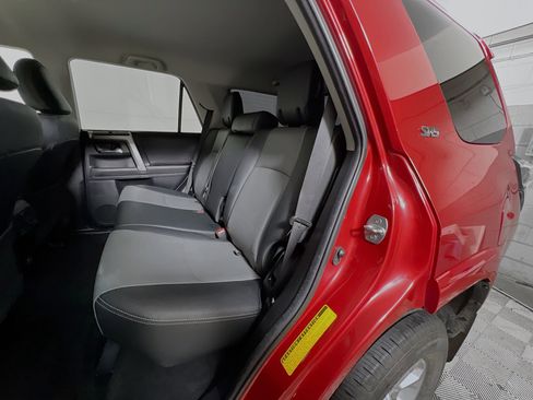 Used 2024 Toyota 4Runner SR5 Premium image 29