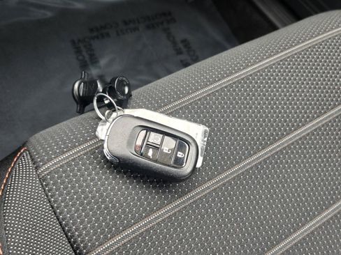 Certified 2025 Honda CR-V Sport image 19