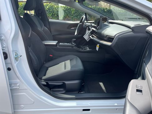 New 2026 Toyota Prius Limited FWD image 30