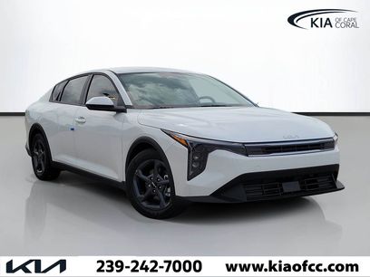 New 2026 Kia K4 LXS