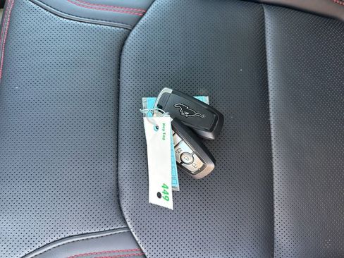 Used 2025 Ford Mustang Mach-E Premium w/ Sport Appearance Package AWD/4WD image 7