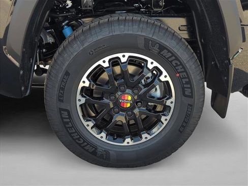 New 2026 Toyota Tundra Limited image 9