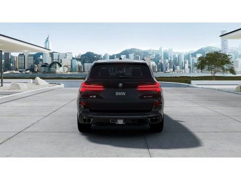 New 2026 BMW X5 xDrive40i w/ M Sport Package AWD/4WD image 5