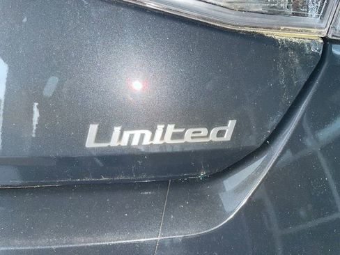 Used 2024 Hyundai Elantra Limited image 7