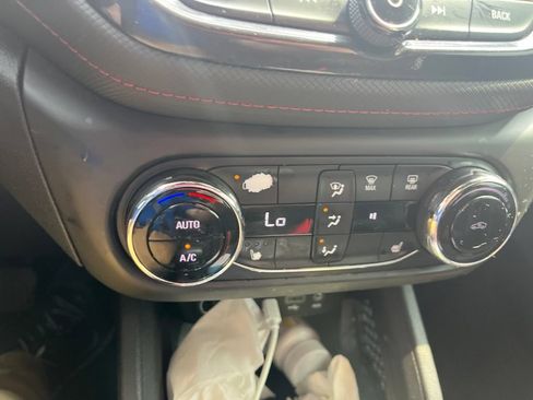Used 2021 Chevrolet TrailBlazer RS w/ Convenience Package FWD image 13