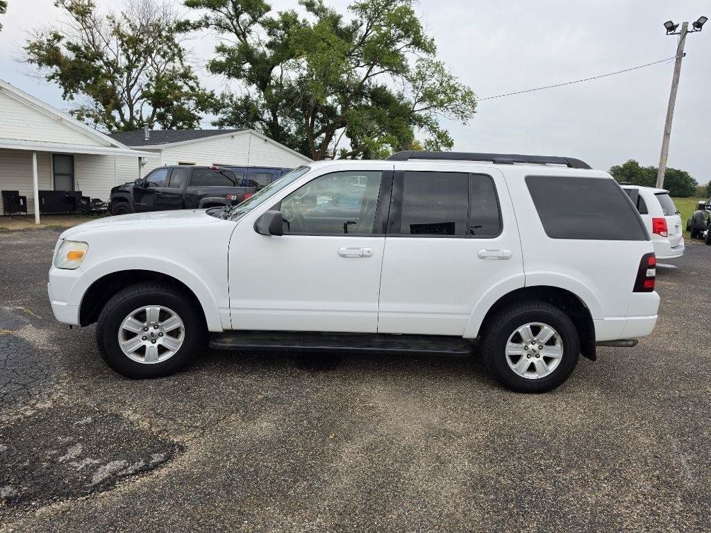 Used 2010 Ford Explorer XLT AWD/4WD image 9