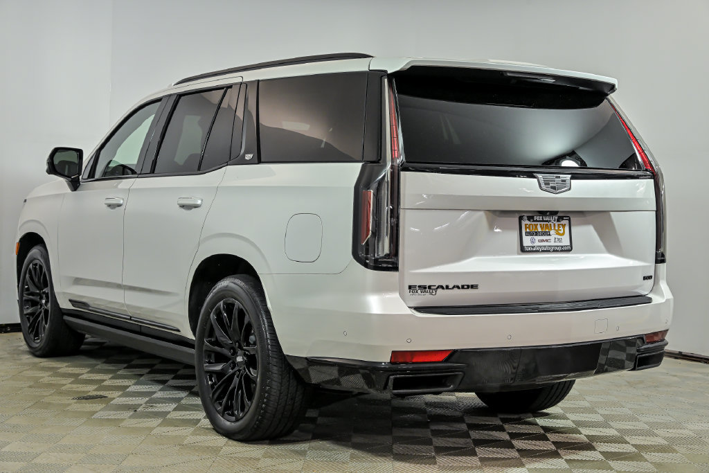 Used 2024 Cadillac Escalade Sport Platinum w/ LPO, ONYX Package AWD/4WD image 6