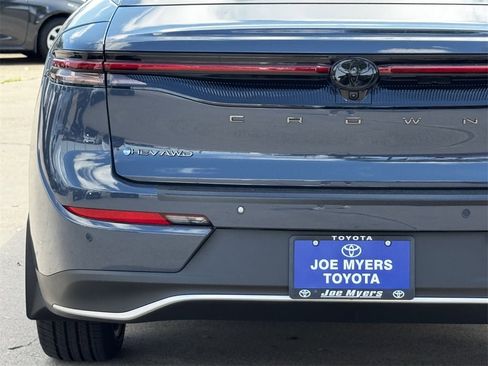 New 2026 Toyota Crown image 10