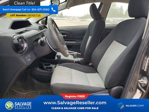 Used 2016 Toyota Prius C Two FWD image 9
