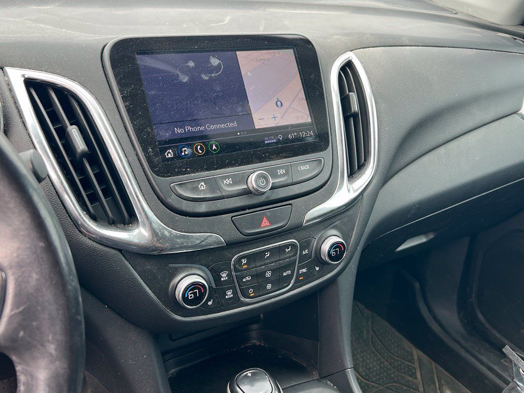 Used 2019 Chevrolet Equinox LT AWD/4WD image 16