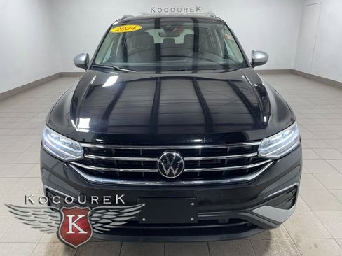 Used 2024 Volkswagen Tiguan Wolfsburg Edition image 2