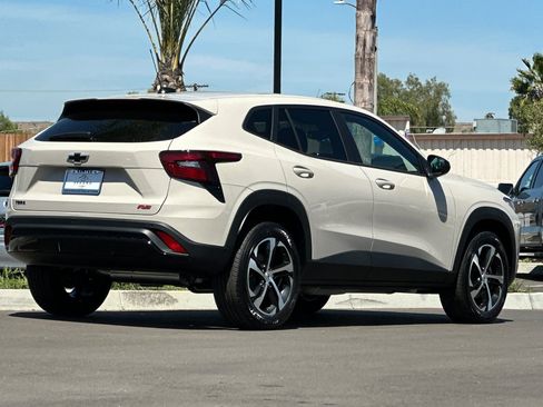 New 2026 Chevrolet Trax RS w/ Driver Confidence Package image 4